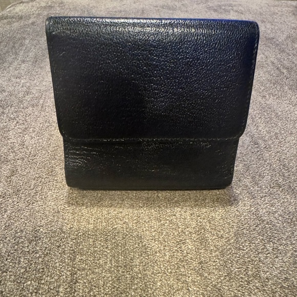 Chanel Compact Leather Wallet - Picture 3 of 13